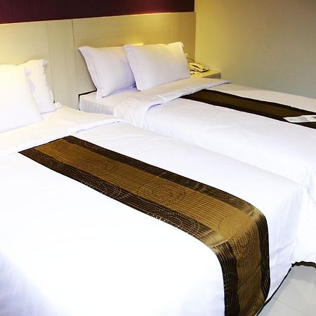 Vio Surapati Bandung Exterior foto