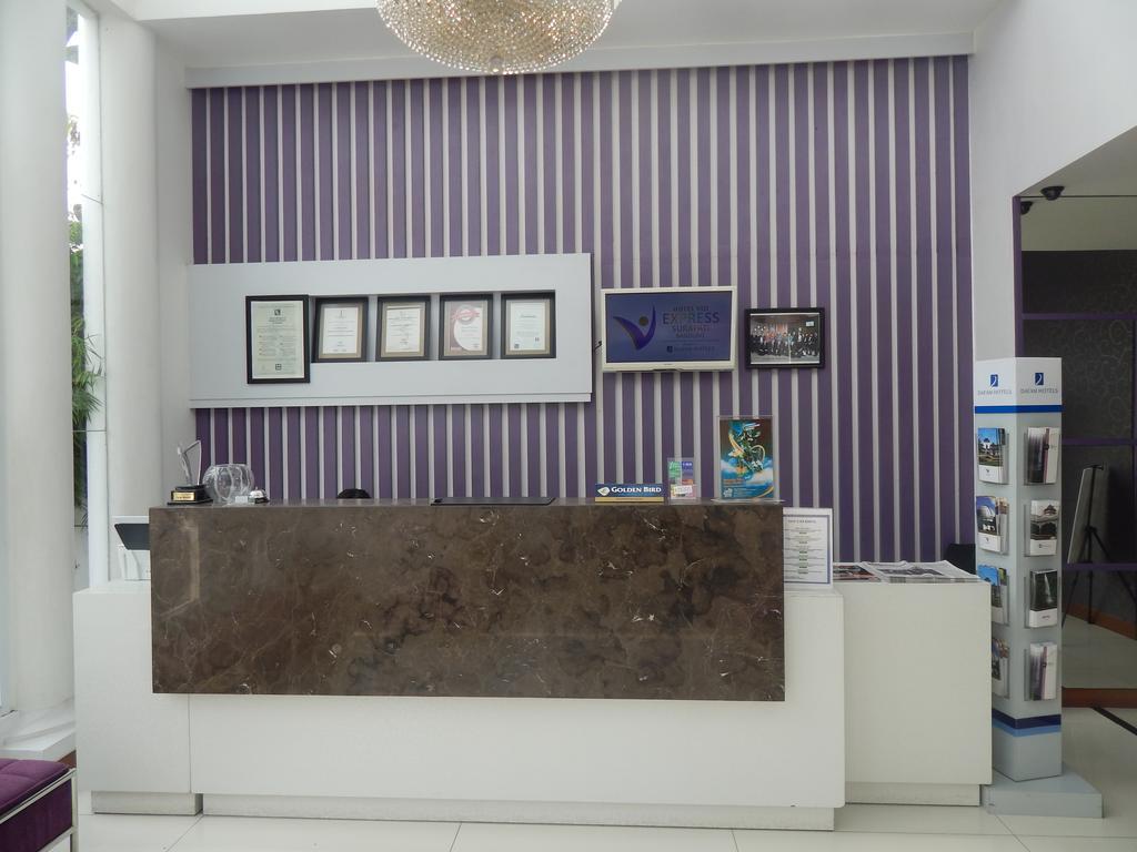 Vio Surapati Bandung Exterior foto